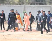 मिशन विन्ध्य: CM योगी का मीरजापुर में 'एक्शन मोड'; विन्ध्यवासिनी विश्वविद्यालय को 31 मई तक पूर्ण करने का अल्टीमेटम, नवरात्रि मेले की तैयारियों की समीक्षा