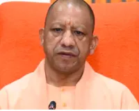 यूपी सरकार का बड़ा फैसला: वृद्धावस्था पेंशन के लिए अब आधार कार्ड की जन्मतिथि अमान्य, आयु प्रमाण पत्र हुआ अनिवार्य