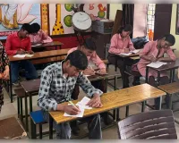 मुजफ्फरनगर के परिषदीय स्कूलों में वार्षिक परीक्षा: दूसरे दिन गणित और संस्कृत में छात्र-छात्राओं ने दिखाया दम