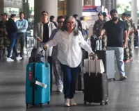 ईरान युद्ध: पश्चिम एशिया से 50 उड़ानों की योजना बना रहीं भारतीय एयरलाइंस