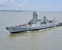 मिडिल ईस्ट संकट: ओमान की खाड़ी में भारतीय युद्धपोत तैनात..ओमान की खाड़ी में युद्धपोतों की तैनाती,फंसे भारतीयों को निकालने के लिए होगा इस्तेमाल