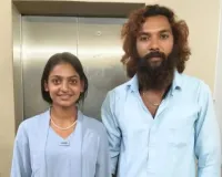 प्रयागराज की  'कुंभ ब्यूटी' मोनालिसा ने अपने बॉयफ्रेंड फरमान से की शादी, पुलिस से मांगी सुरक्षा