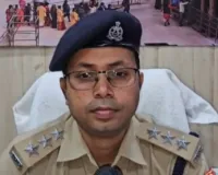 वाराणसी: गंगा में नॉन-वेज फेंकने वाले 14 आरोपी गिरफ्तार, नाव जब्त और कड़ी कार्रवाई