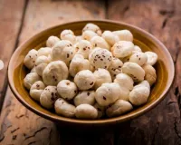 नवरात्रि व्रत में मखाना : हल्का, पौष्टिक और एनर्जी से भरपूर, व्रत के लिए सर्वोत्तम आहार 