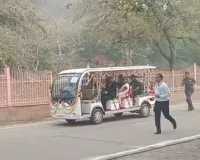 मथुरा के गोवर्धन पहुंचीं राष्ट्रपति द्रौपदी मुर्मु, गोल्फ कार्ट से 7 कोस की परिक्रमा शुरू 