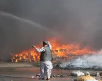 अफगानिस्तान के बदख्शां में आग लगने से 43 दुकानें जलकर खाक