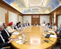 पश्चिम एशिया युद्ध के बीच पीएम मोदी ने सीसीएस बैठक की अध्यक्षता की, आवश्यक वस्तुओं की सप्लाई सुनिश्चित करने पर मंथन