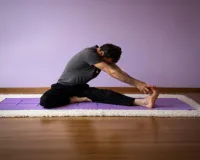 वर्क प्रेशर और बढ़ते स्क्रीन टाइम से हैं परेशान? महामुद्रा के अभ्यास से शरीर को करें रिचार्ज 