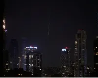 तेहरान में भीषण विस्फोट, इजराइल पर मिसाइलों से हमला, लेबनान का कासमीयेह पुल ध्वस्त