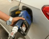 ईरान-इजराइल युद्ध के बीच भारत में रसोई गैस संकट का खतरा..सरकार ने तेल कंपनियों को LPG उत्पादन बढ़ाने का आदेश दिया