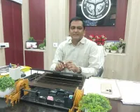 बलिया में एसडीएम को कुत्ते ने काटा तो अंगूठा लगाकर मांगनी पड़ी छुट्टी