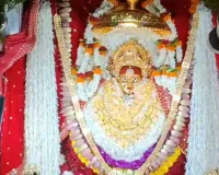 चैत्र नवरात्र : चौथे दिन मां कुष्मांडा और मां श्रृंगार गौरी के दरबार में उमड़ रहे श्रद्धालु