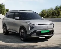 Kia Carens Clavis EV का धमाका अब आएगा 6 सीटर वर्जन GT Line और X Line भी जल्द लॉन्च