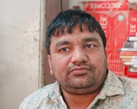 सोनभद्र में स्वास्थ्य विभाग का संविदा कर्मी 50 हजार रुपये की घूस लेते गिरफ्तार