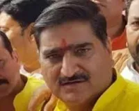 अलीगढ़ में अजान को लेकर BJP सांसद का बयान, सियासी बवाल तेज