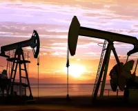 पश्चिम एशिया में तनाव चरम पर, कच्चे तेल कीमतों में उबाल, 119 डॉलर तक पहुंचा ब्रेंट क्रूड