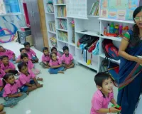 गोरखपुर की अनिता मद्धेशिया ने शुरू किया प्ले स्कूल, बनीं आत्मनिर्भर