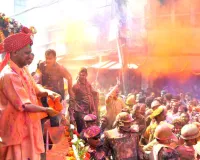 गोरखपुर में होली का रंग: मुख्यमंत्री योगी आदित्यनाथ भगवान नृसिंह के रथ की करेंगे अगुवाई