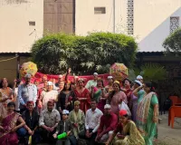 मेरठ: हेल्थ एंड फिटनेस सोसायटी ने फूलों की होली संग मनाया होली मिलन समारोह