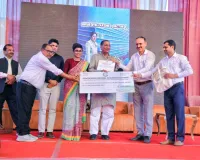 ग्रेटर नोएडा : पुष्प प्रदर्शनी में स्वच्छता रैकिंग प्रतिभागियों को किया सम्मानित, स्टेलर वन सोसाइटी बना अव्वल 