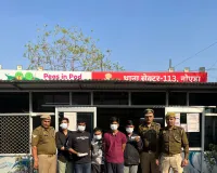 नोएडा : रेकी कर घरों में चोरी करने वाले पांच शातिर बदमाश गिरफ्तार, लाखों का माल बरामद 