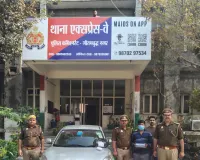 नोएडा में पैसों के लालच में महिला व पुरुष की हत्या, प्रेमी और बेटा गिरफ्तार 