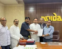 नोएडा प्राधिकरण के सीईओ से मिला फोनरवा प्रतिनिधिमंडल,  सेक्टरों की समस्याओं पर की चर्चा