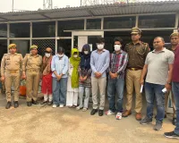 नोएडा पुलिस ने किया फर्जी रिक्रूटमेंट सेंटर का पर्दाफाश, 4 महिलाओं समेत 6 शातिर गिरफ्तार