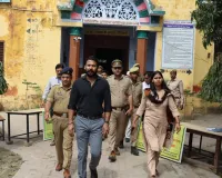 शामली: पुलिस भर्ती परीक्षा के पहले दिन प्रशासनिक अमला मुस्तैद, डीएम-एसपी ने केंद्र पर पहुंचकर जांची व्यवस्थाएं