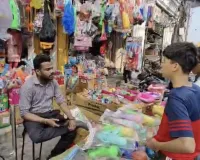 मुरादाबाद में होली से पहले बाजारों में रौनक, खरीदारी को उमड़ी भीड़