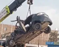 मुरादाबाद में भीषण सड़क हादसा, कार सवार तीन युवकों की मौत, एक गंभीर घायल