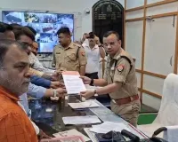 मौलाना की अभद्र टिप्पणी के विरोध में हिंदू युवा वाहिनी का प्रदर्शन, एसएसपी कार्यालय पहुंचकर सौंपा ज्ञापन