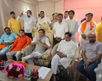 नोएडा सेक्टर-63ए में विधायक ने सेक्टरवासियों की सुनीं समस्याएं