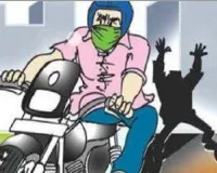 नोएडा क्षेत्र में सक्रिय वाहन चोरों ने ट्रक व 6 मोटरसाईकिल किया चोरी, पुलिस जांच में जुटी