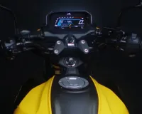 1 लाख से कम में मिल रही 5 शानदार बाइक्स दमदार माइलेज स्टाइलिश लुक और कम खर्च में चलेंगी सालों तक