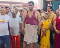 मुजफ्फरनगर: कुष्ठ आश्रम मंदिर के पुजारी के साथ दुकानदारों ने की मारपीट, भड़के लोगों ने किया जोरदार हंगामा