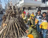 होली पर आस्था की ज्योति: मुजफ्फरनगर में महिलाओं ने किया होलिका पूजन