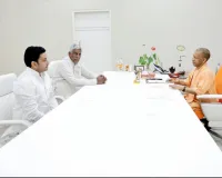 मुख्यमंत्री योगी आदित्यनाथ से पूर्व मंत्री व एमएलसी चौधरी वीरेंद्र सिंह की शिष्टाचार भेंट