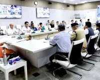 सीएम योगी की चेतावनी:त्योहारों पर माहौल बिगाड़ने वालों की खैर नहीं, अधिकारियों को दिए कड़े निर्देश