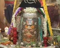 वैष्णव तिलक और राम नाम के बेल पत्रों से सजे बाबा महाकाल, भस्म आरती में गूंजा जय श्री महाकाल