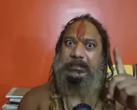 पाकिस्तान में प्राचीन हिंदू मंदिर तोड़े जाने पर भड़के जगतगुरु परमहंस आचार्य, कहा-फिर से बनवाया जाए मंदिर