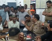 मुजफ्फरनगर: वंश कश्यप की मौत के बाद अफवाह से भड़का जन आक्रोश, जाम लगाकर भोपा थाने पर दिया धरना, मुआवजे व नौकरी की मांग