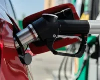 CNG की कीमत बढ़ी फिर भी पेट्रोल-डीजल से क्यों सस्ती? जानिए गैस का वो राज, जिसकी वजह से बचते हैं हजारों रुपये; भारत में यहां दबा है प्राकृतिक गैस का खजाना