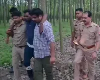 सहारनपुर में पुलिस की बदमाशों से मुठभेड़, लूट के मुकदमे में वांछित दो शातिर लुटेरे घायल गिरफ्तार: जवाबी फायरिंग में दोनों के पैर में लगी गोली, एक साथी जंगल में फरार