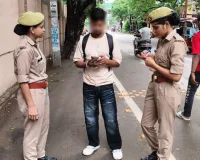 मिशन शक्ति फेज-5.0 के तहत हापुड़ में मनचलों पर पुलिस का शिकंजा: बाजारों से पार्कों तक चला चेकिंग अभियान, संदिग्ध युवकों से पूछताछ