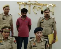 गाजियाबाद: कंस के कारागार से कृष्ण जन्म की तरह, पुलिस ने कलयुग के ‘कंस’ से लड्डू गोपाल को छुड़ाया