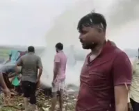  मुजफ्फरनगर में तेज बारिश में जलती रही चिता, भीगते रहे ग्रामीण, श्मशान घाट नहीं होने से खुले में हुआ अंतिम संस्कार