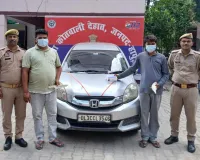 हापुड़ में मोबाइल लूट का चंद घंटों में खुलासा, दो शातिर गिरफ्तार; लूटा सैमसंग फोन, तमंचा-कारतूस और चाकू बरामद