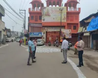 जन्माष्टमी पर गाजियाबाद में स्वच्छता और गौसेवा का संदेश! मंदिरों के बाहर महासफाई, निगम अधिकारियों ने किया गौ पूजन