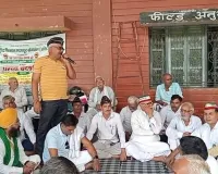 हापुड़ में किसानों की बड़ी हुंकार! 30 साल के गन्ना ब्याज का हिसाब मांगने पर अड़े, महापंचायत में आंदोलन तेज करने की चेतावनी